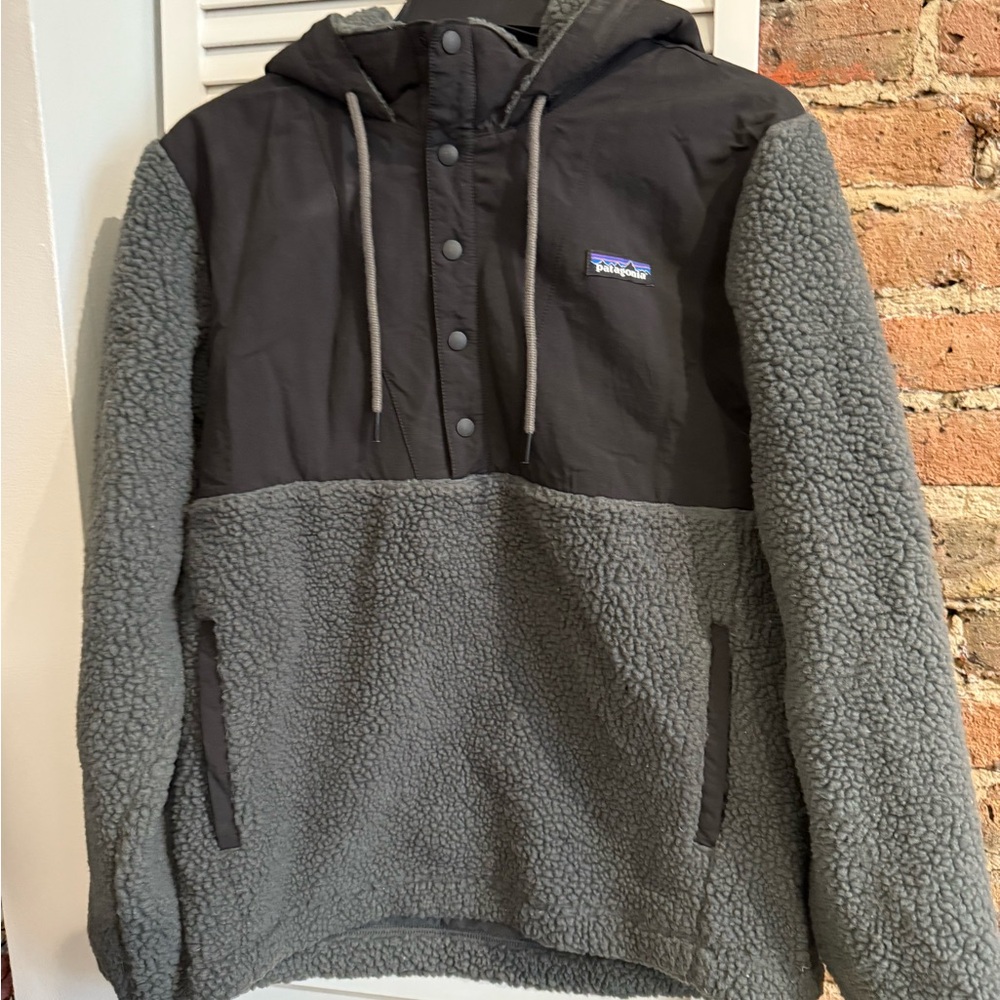 Patagonia Shelled Retro X Fleece Charcoal and Black